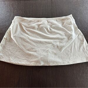 Lands' End White Paisley Textured Active Golf Tennis Workout Skort Sz 12P